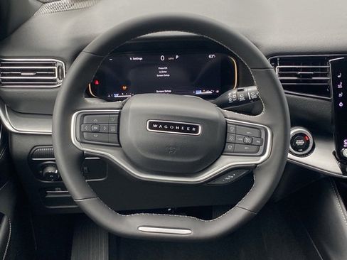 New 2025 Jeep Wagoneer L Series II w/ Convenience Group I image 36