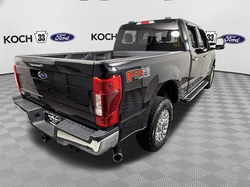 Certified 2022 Ford F250 XLT w/ XLT Premium Package AWD/4WD image 8