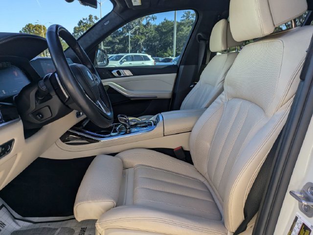Used 2021 BMW X7 xDrive40i w/ Executive Package 2 AWD/4WD image 24
