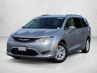 Used 2020 Chrysler Pacifica Touring-L w/ Advanced Safetytec Group video 1
