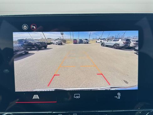 New 2026 GMC Canyon Elevation image 13