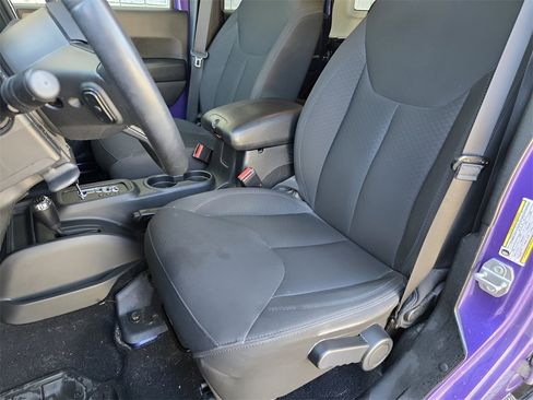 Used 2017 Jeep Wrangler Unlimited Sport w/ Quick Order Package 24S image 18