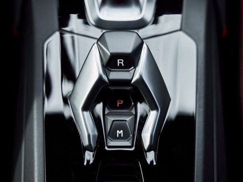 Used 2020 Lamborghini Huracan EVO image 57