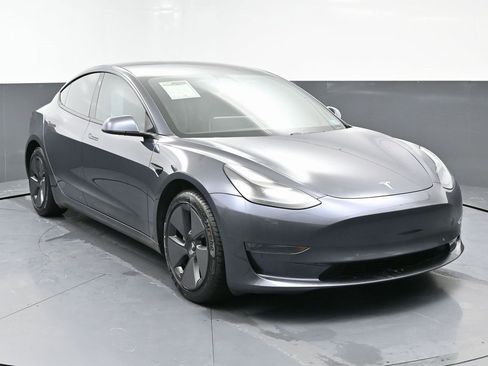 Used 2021 Tesla Model 3 Long Range image 2