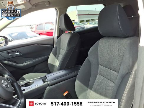 Used 2024 Nissan Rogue SV FWD image 23