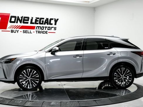 Used 2025 Lexus RX 350 w/ Convenience Package AWD/4WD image 13