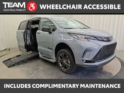 Used 2025 Toyota Sienna XSE w/ XSE Plus Package