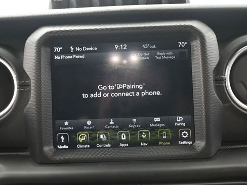 Used 2020 Jeep Gladiator Overland image 24