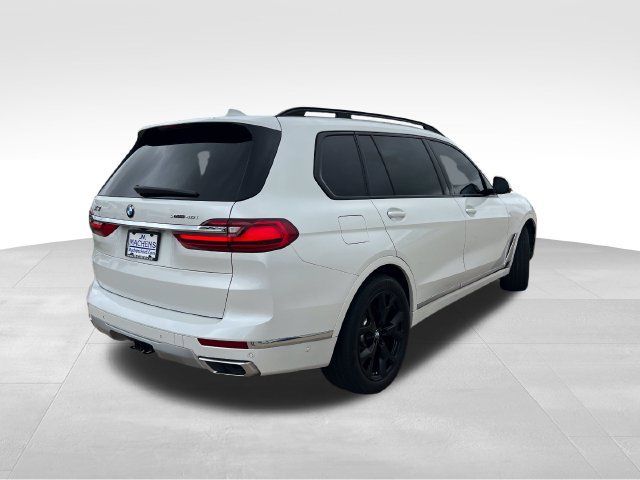 Used 2022 BMW X7 xDrive40i w/ Premium Package AWD/4WD image 14