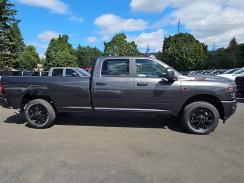 New 2026 RAM 3500 Big Horn AWD/4WD image 8
