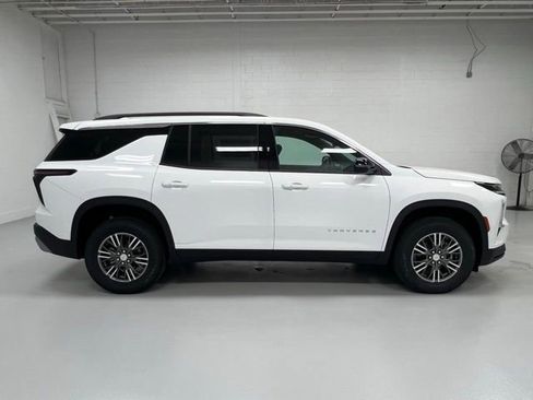 New 2026 Chevrolet Traverse LT AWD/4WD image 22