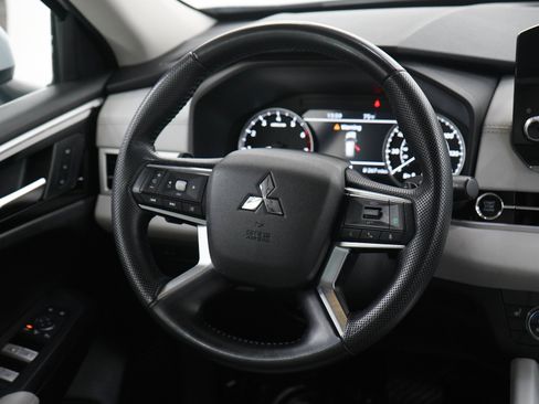 Used 2022 Mitsubishi Outlander SEL AWD/4WD image 15