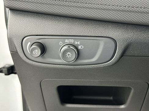 Used 2024 Chevrolet TrailBlazer LT w/ Convenience Package image 31