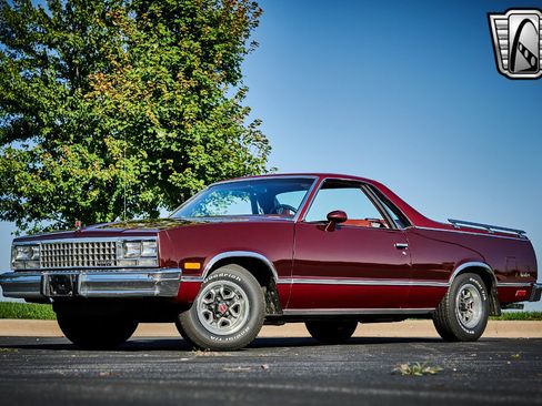 Used 1984 GMC Caballero image 2