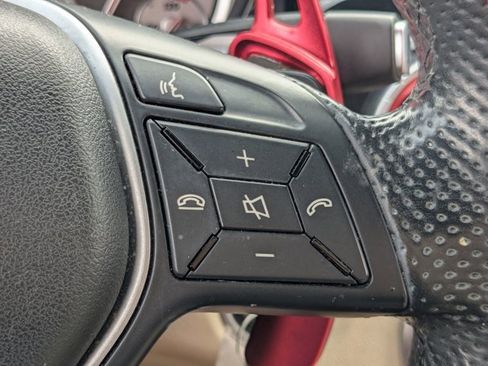 Used 2014 Mercedes-Benz CLA 250 image 5