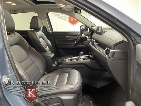 Used 2025 MAZDA CX-5 Carbon Edition image 23