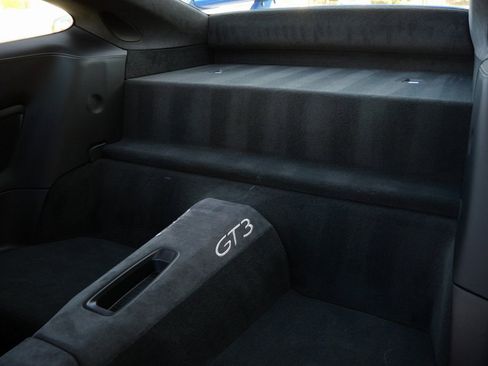 Used 2015 Porsche 911 GT3 image 21