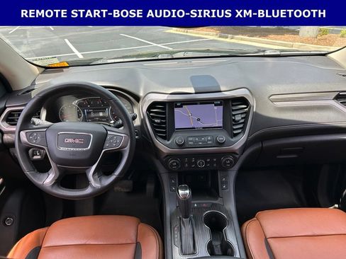 Used 2017 GMC Acadia SLT AWD/4WD image 14