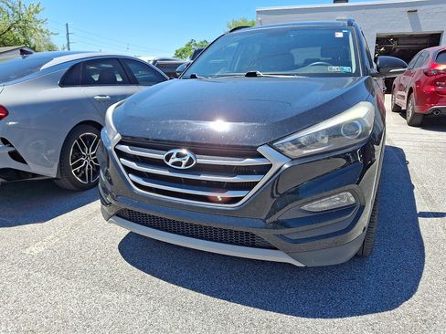 Used 2018 Hyundai Tucson Value w/ Cargo Package AWD/4WD image 4