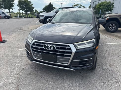 Used 2018 Audi Q5 2.0T Premium Plus w/ Premium Plus Package AWD/4WD image 7