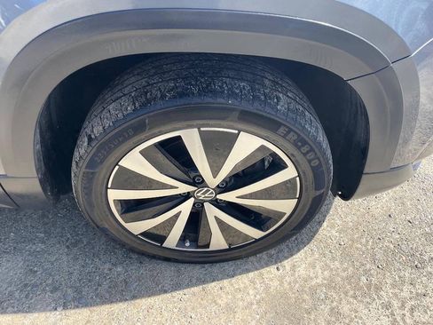 Used 2022 Volkswagen Taos SE AWD/4WD image 29