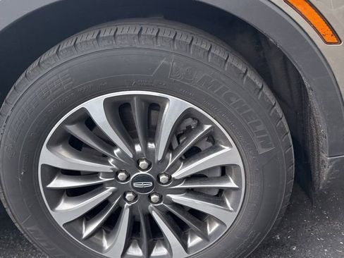Certified 2023 Lincoln Nautilus AWD w/ Premium Package image 4