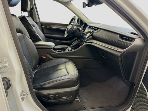 Used 2022 Jeep Grand Cherokee L Limited image 35