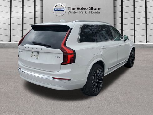 Used 2026 Volvo XC90 T8 Ultra w/ Protection Package Premier AWD/4WD image 4
