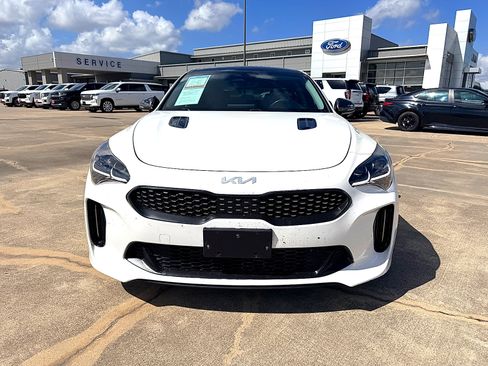 Used 2022 Kia Stinger GT2 AWD/4WD image 2