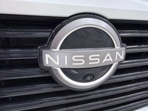 Used 2025 Nissan Murano SL AWD/4WD image 12