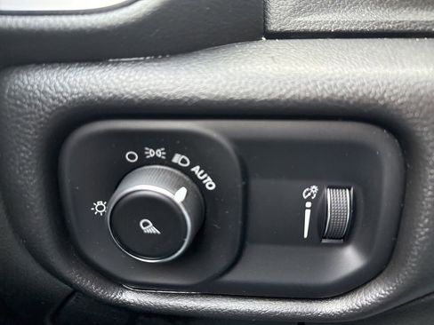 Used 2022 RAM 3500 Big Horn AWD/4WD image 59