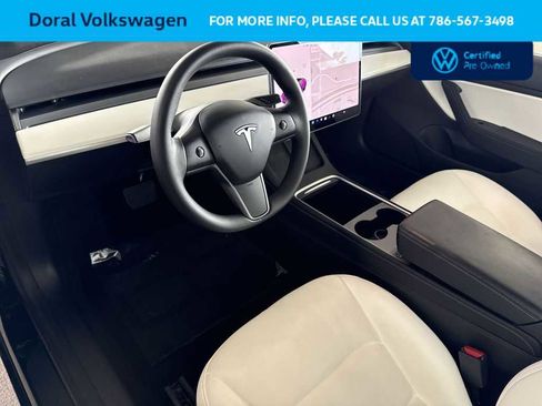 Used 2021 Tesla Model 3 Standard Range Plus image 13