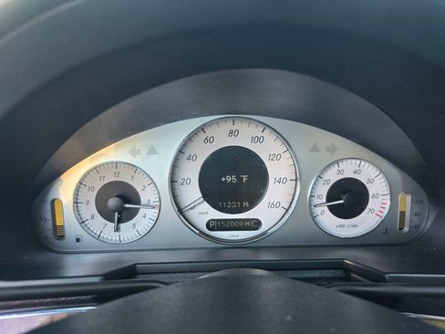 Used 2008 Mercedes-Benz E 550 Sedan image 20