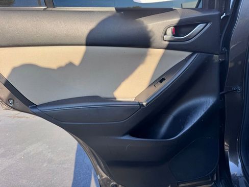 Used 2016 MAZDA CX-5 Touring w/ Bose/Moonroof Package FWD image 28