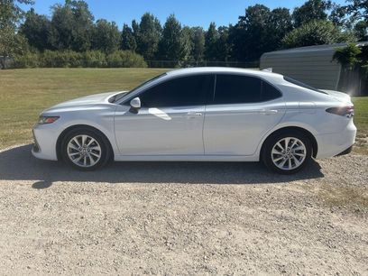 Used 2023 Toyota Camry LE