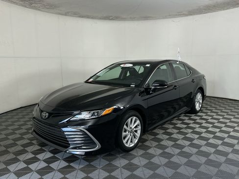 Certified 2024 Toyota Camry LE w/ Convenience Package FWD image 7