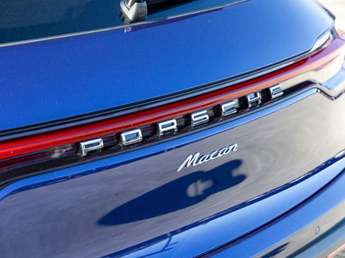 New 2026 Porsche Macan image 19