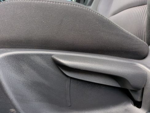 Used 2015 MAZDA MAZDA3 i Touring w/ Technology Package FWD image 27