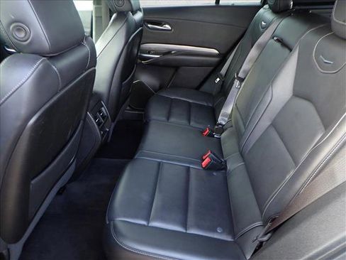 Used 2024 Cadillac XT4 Premium Luxury image 10