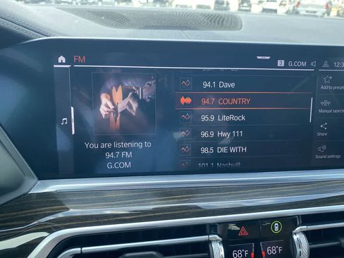Used 2019 BMW X5 xDrive40i w/ Premium Package 2 AWD/4WD image 16