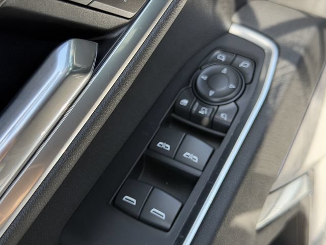 New 2026 Chevrolet Silverado 3500 High Country w/ High Country Premium Package AWD/4WD image 19