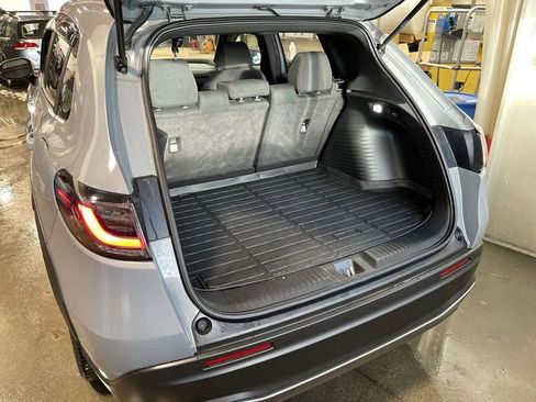 Used 2023 Honda HR-V Sport image 13