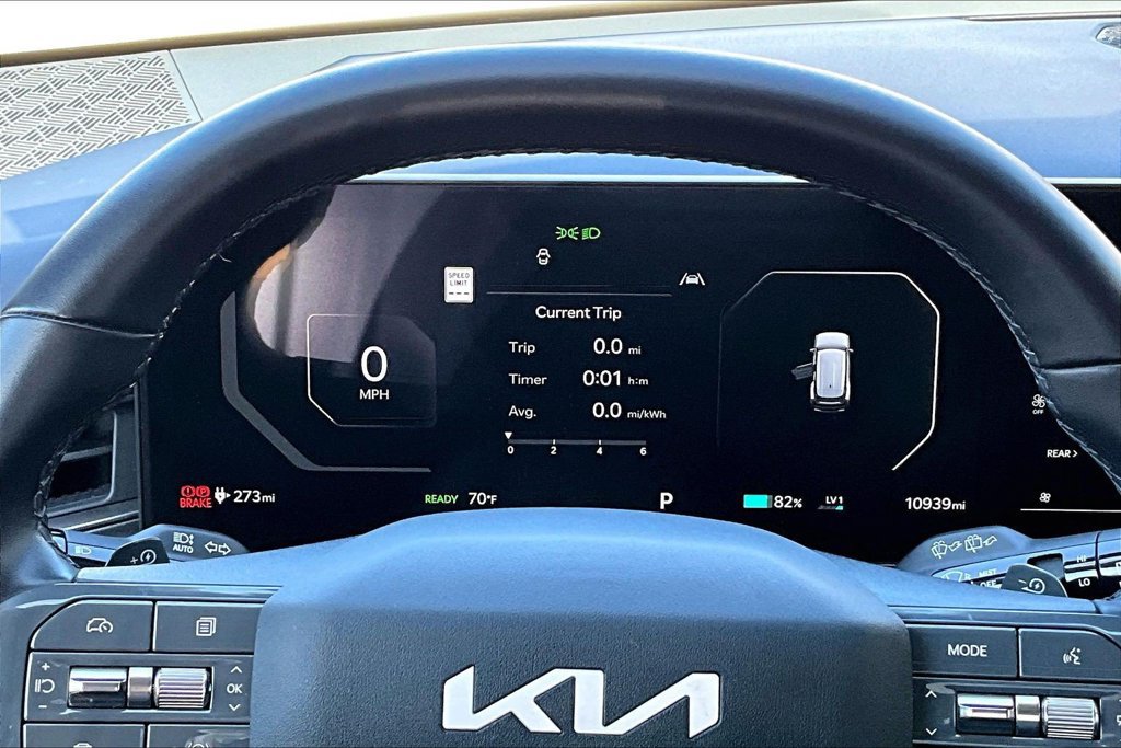 Used 2024 Kia EV9 Wind AWD/4WD image 15