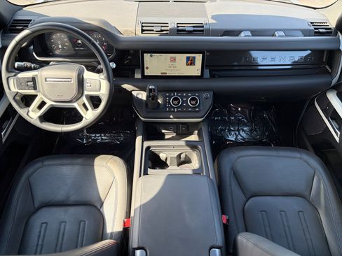 Used 2022 Land Rover Defender 110 XS Edition AWD/4WD image 24