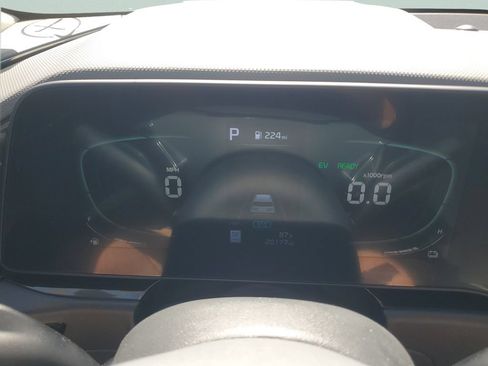 Used 2023 Kia Niro EX FWD image 22
