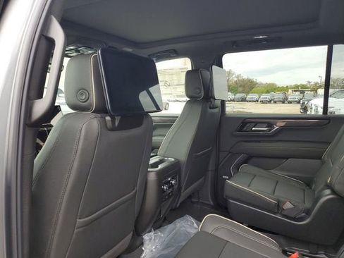 New 2026 GMC Yukon XL Elevation w/ Elevation Premium Package image 10
