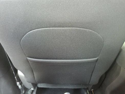 Used 2017 Jeep Renegade Latitude w/ Cold Weather Group AWD/4WD image 25
