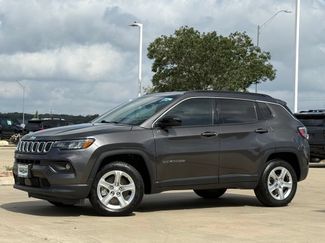 Used 2023 Jeep Compass Latitude AWD/4WD video 1