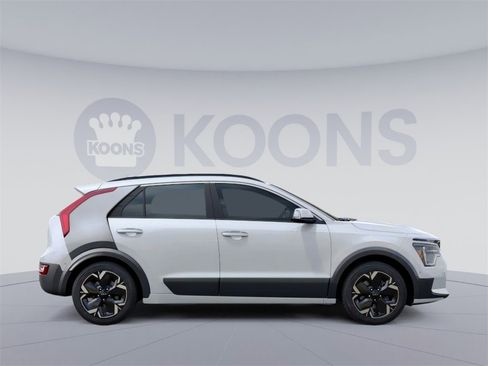 New 2025 Kia Niro Wave w/ Wave Preserve Package image 10