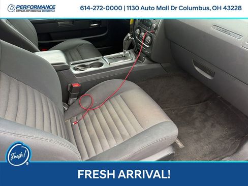 Used 2013 Dodge Challenger SXT RWD image 16